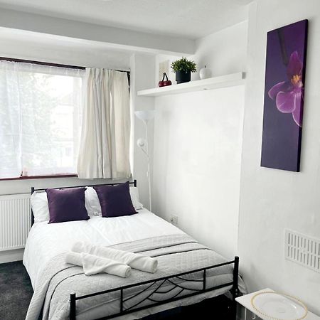 Cosy Room Stay 4 Sutton  Exterior photo